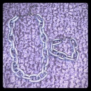 Link necklace and bracelet set